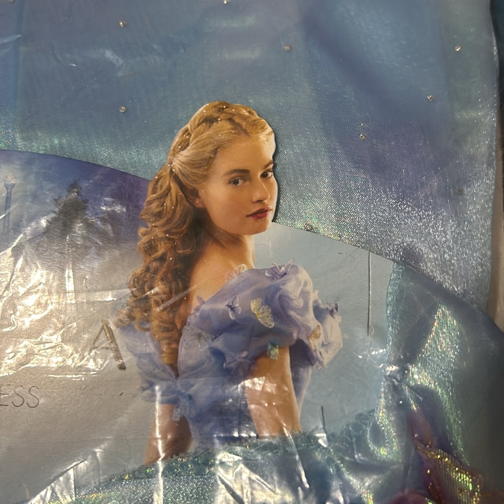 New in package, Disney Cinderella Ella’s Blue Dress Size 4-6X. - Picture 3 of 7